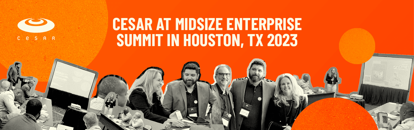 Equipe Cesar no Midsize Enterprise Summit em Houston, TX, 2023.  Fotos em preto e branco de participantes do evento em um fundo laranja vibrante.