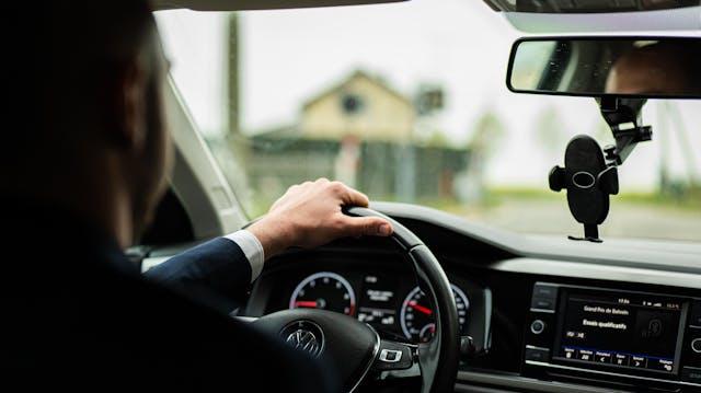 pexels-adrien-gambet-537682496-31627609 AI in mobility