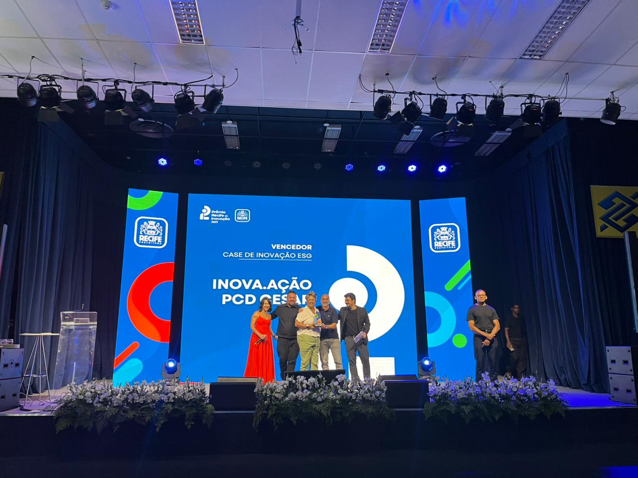 CESAR é destaque ao vencer duas categorias no Prêmio Recife de Inovação 2025